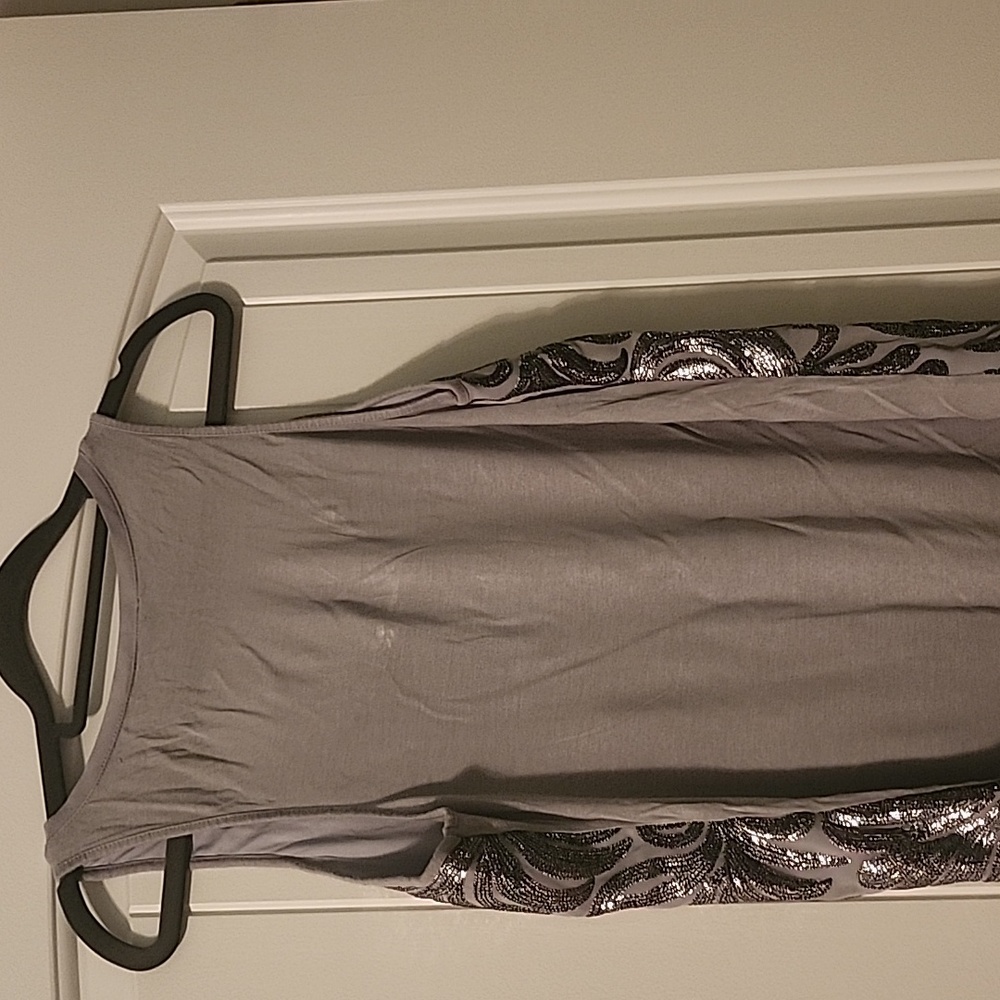 Tank top - Picture 3 of 3